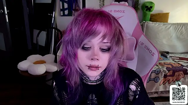 Lollyshy online show from 12, 9, 2025