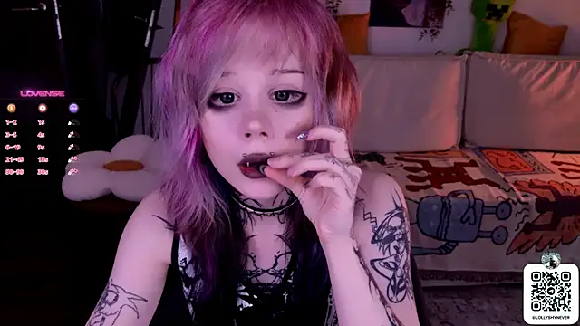 Lollyshy online show from 5, 10, 2025