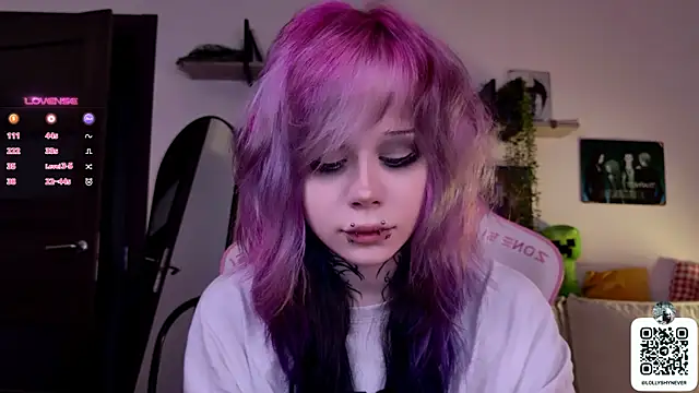 Lollyshy online show from 19, 9, 2025