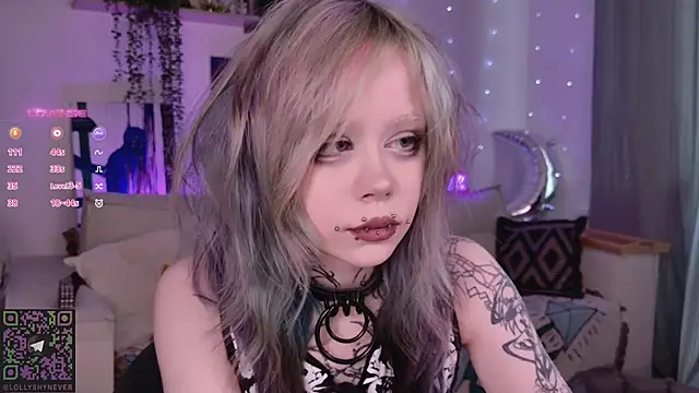 Lollyshy online show from 25, 2, 2026