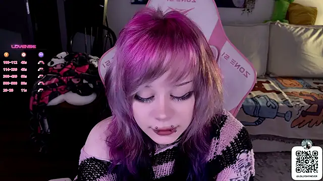 Lollyshy online show from 28, 9, 2025