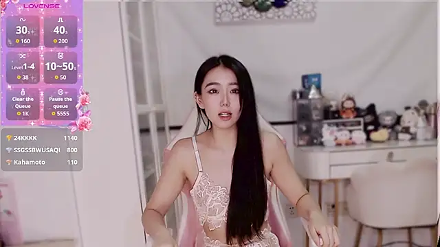 jiajia L online show from 4, 12, 2025