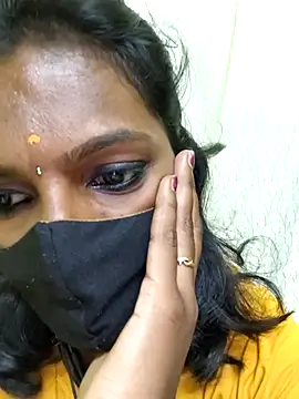 Snapshot of Honey_rosetamil chatting on 4, 5, 2026 Honey rosetamil online show from 4, 5, 2026