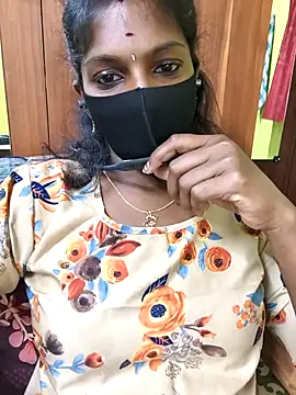 Snapshot of Honey_rosetamil chatting on 3, 7, 2026 Honey rosetamil online show from 3, 7, 2026