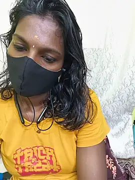 Snapshot of Honey_rosetamil chatting on 28, 5, 2026 Honey rosetamil online show from 28, 5, 2026