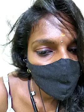 Honey rosetamil online show from 15, 4, 2026