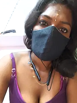 Snapshot of Honey_rosetamil chatting on 7, 5, 2026 Honey rosetamil online show from 7, 5, 2026
