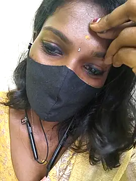 Snapshot of Honey_rosetamil chatting on 9, 5, 2026 Honey rosetamil online show from 9, 5, 2026