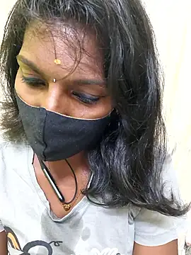 Snapshot of Honey_rosetamil chatting on 23, 5, 2026 Honey rosetamil online show from 23, 5, 2026