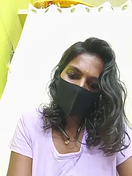 Snapshot of Honey_rosetamil chatting on 18, 6, 2026 Honey rosetamil online show from 18, 6, 2026