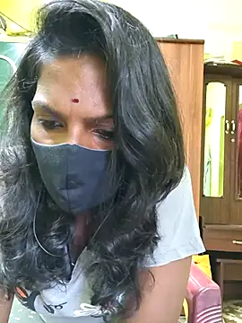 Honey rosetamil online show from 4, 11, 2025