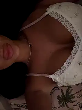 AriannaIsabellax online show from 4, 11, 2025