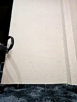 indiazinhabella27 online show from 10, 10, 2025