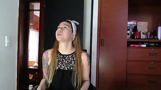 karlamoon23 online show from 24, 9, 2025