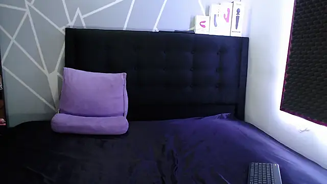 karlamoon23 online show from 28, 9, 2025