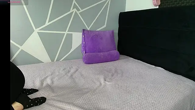 karlamoon23 online show from 19, 3, 2026