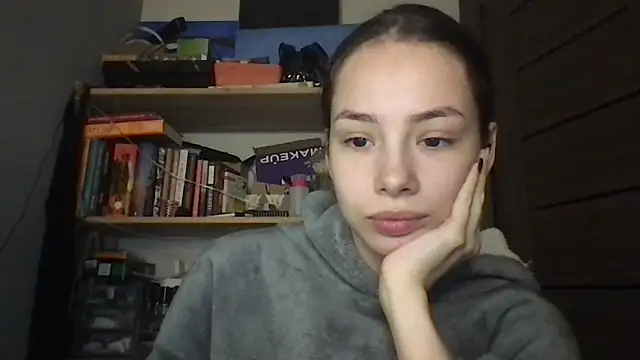 Yuna5343 online show from 19, 11, 2025