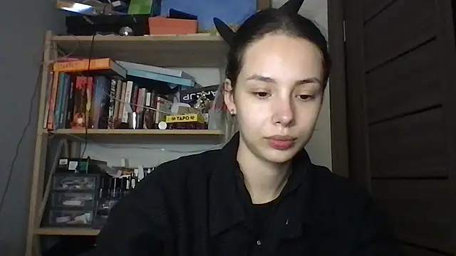 Yuna5343 online show from 3, 12, 2025