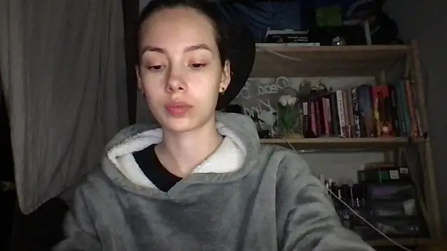 Yuna5343 online show from 6, 10, 2025