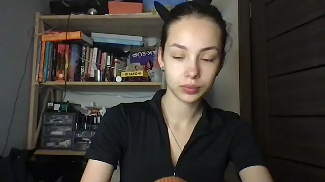 Yuna5343 online show from 2, 12, 2025