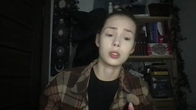 Yuna5343 online show from 6, 4, 2026