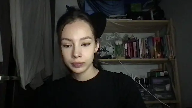 Yuna5343 online show from 8, 10, 2025