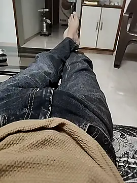 Ritesh08679 online show from 4, 12, 2025