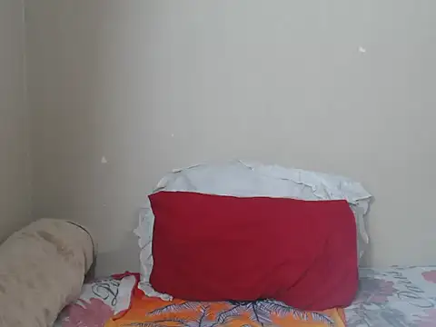  SweetLips  online show from 5, 10, 2025