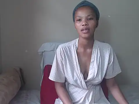  SweetLips  online show from 2, 11, 2025