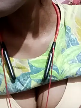 kaviyaponnu0987 online show from 20, 9, 2025