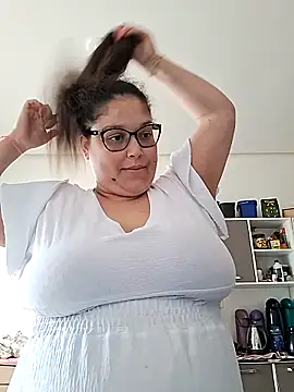 valkiriabbw online show from 4, 3, 2026