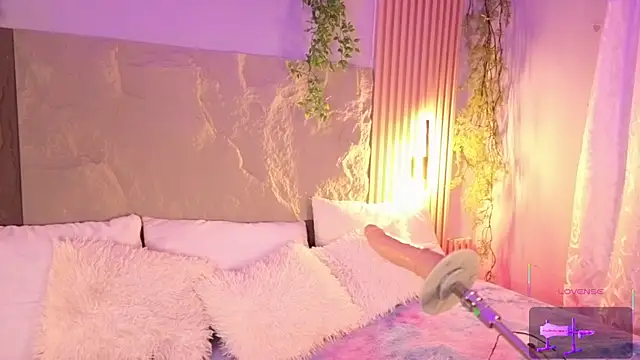 Lolalewis777 online show from 13, 1, 2026