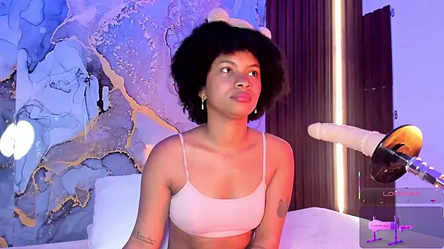 Lolalewis777 online show from 2, 10, 2025