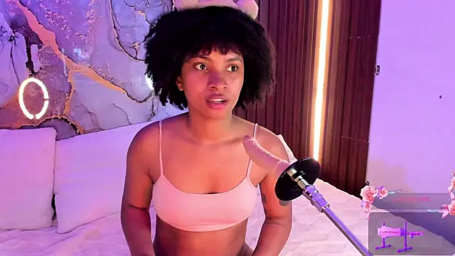 Lolalewis777 online show from 9, 9, 2025