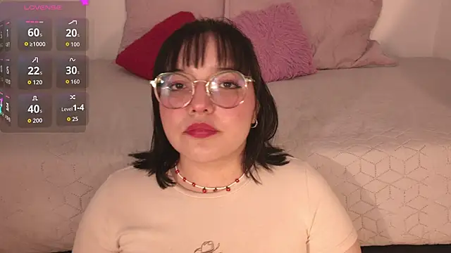 Snapshot of Gaby99_ chatting on 21, 10, 2025 Gaby99 online show from 21, 10, 2025