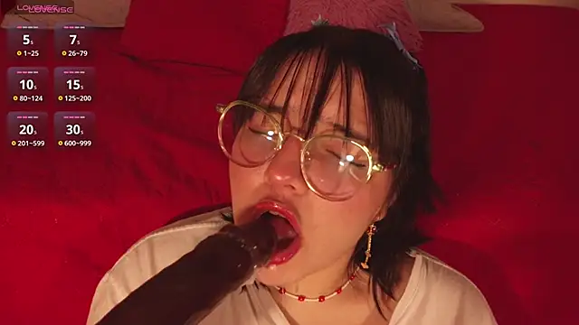 Snapshot of Gaby99_ chatting on 18, 11, 2025 Gaby99 online show from 18, 11, 2025