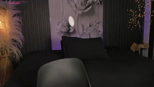 ShaniaDaniels online show from 28, 2, 2026