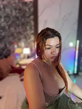 Snapshot of Bigass_curvy chatting on 2, 11, 2025 Bigass curvy online show from 2, 11, 2025