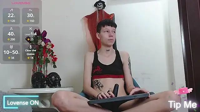 LiamBrown09 online show from 13, 10, 2025