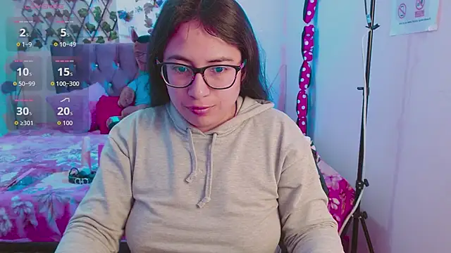 Estrella  sex online show from 11, 10, 2025