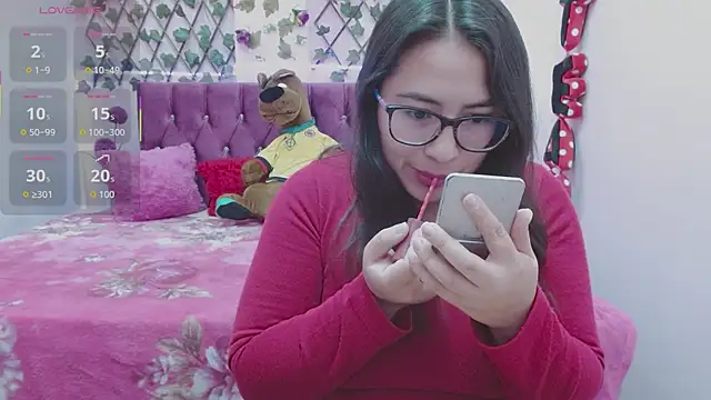 Estrella  sex online show from 9, 9, 2025