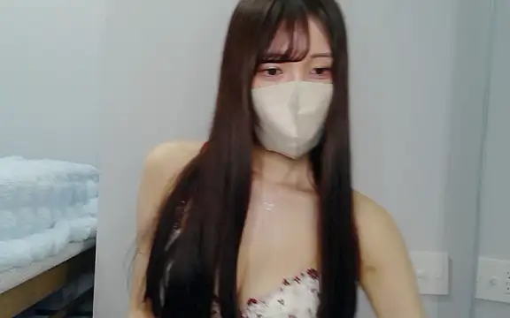 Snapshot of -Airi-7777 chatting on 29, 9, 2025 -Airi-7777 online show from 29, 9, 2025