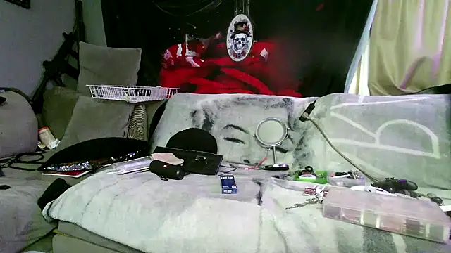 Splash Queen420 online show from 7, 11, 2025