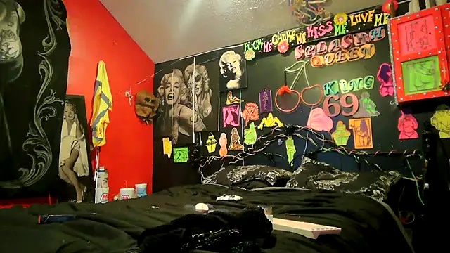 Snapshot of Splash_Queen420 chatting on 18, 7, 2026 Splash Queen420 online show from 18, 7, 2026