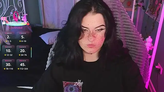 Dark Shine online show from 10, 11, 2025