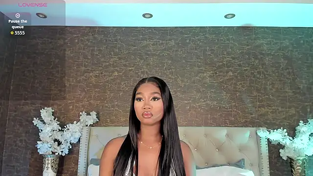 Snapshot of alisonn_moon chatting on 26, 9, 2025 alisonn moon online show from 26, 9, 2025