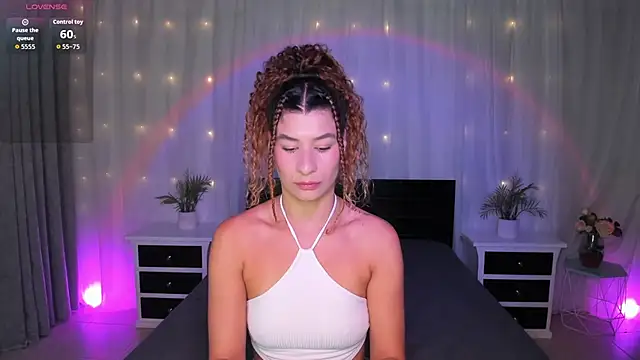 Evolet Bee online show from 29, 11, 2025