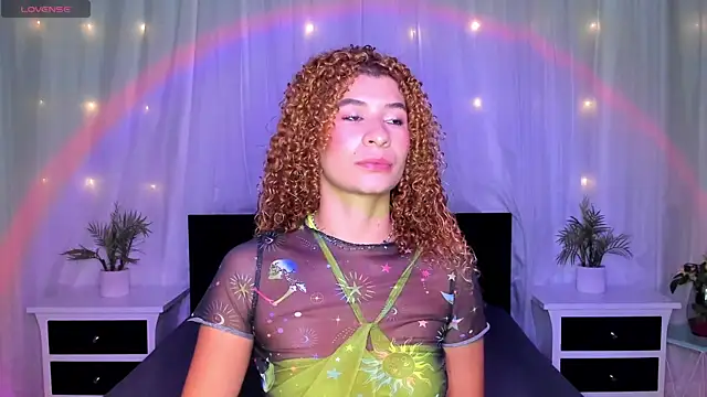 Evolet Bee online show from 22, 2, 2026