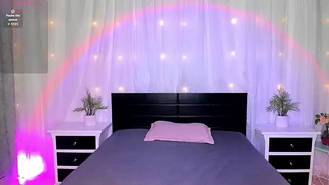 Evolet Bee online show from 9, 3, 2026