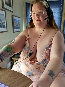 Love86Emily online show from 2, 4, 2026